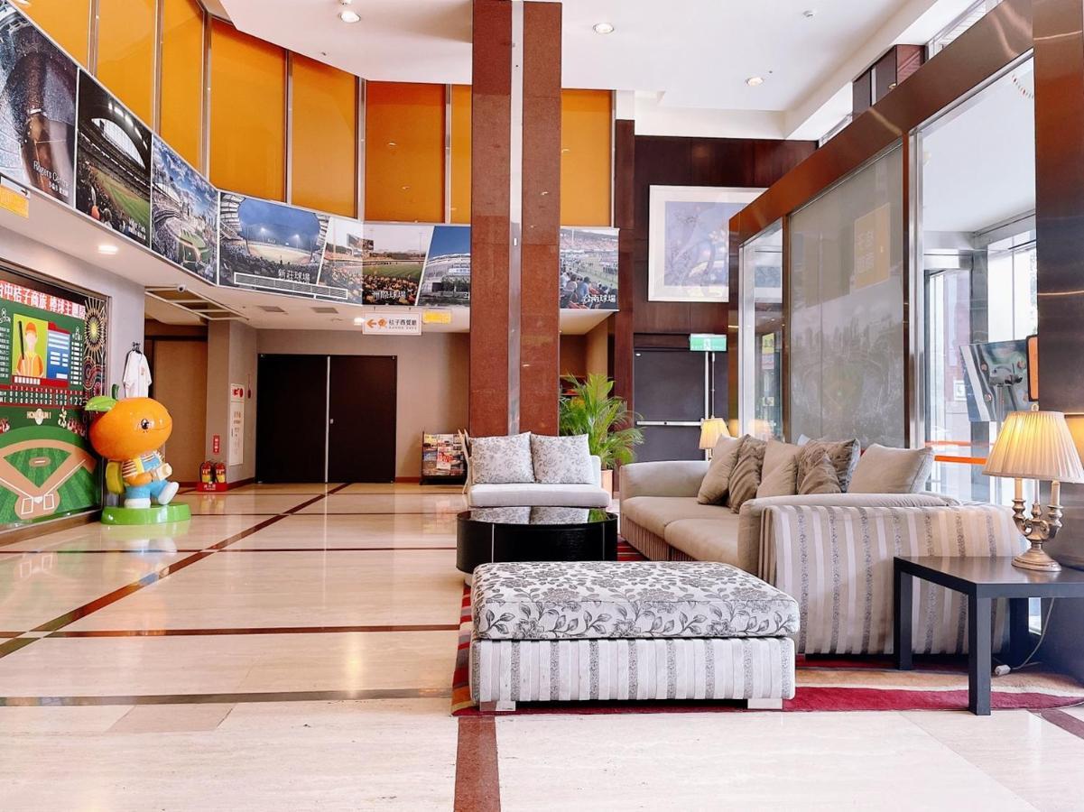 Orange Hotel - Park, 台中 外观 照片